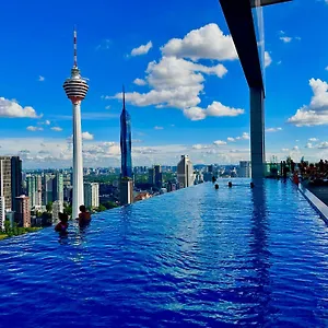 The Platinum By Cozy White , Kuala Lumpur Malesia