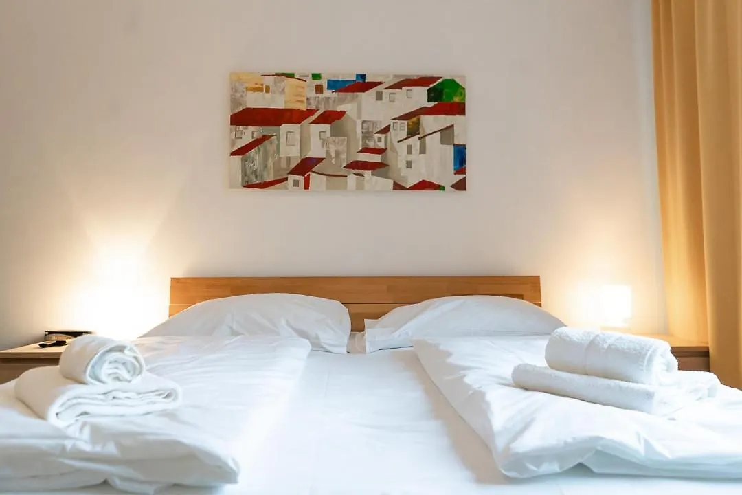 וינה Central Living - Stephansdom Apartments 0*,  אוסטריה