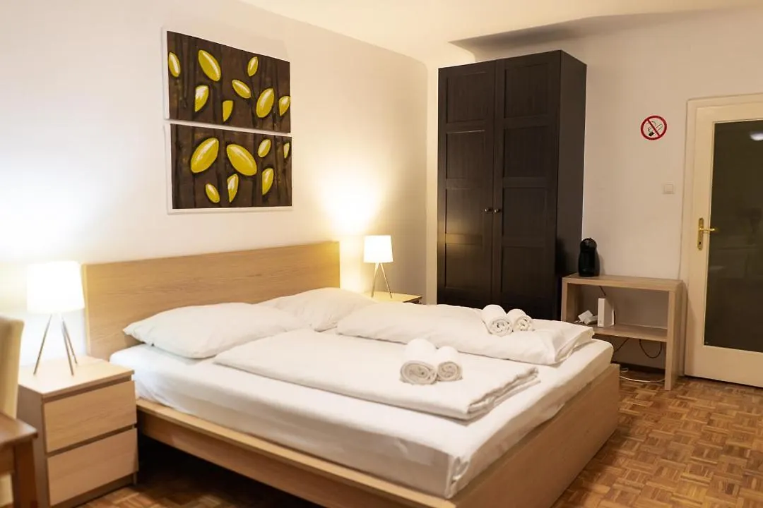 וינה Central Living - Stephansdom Apartments