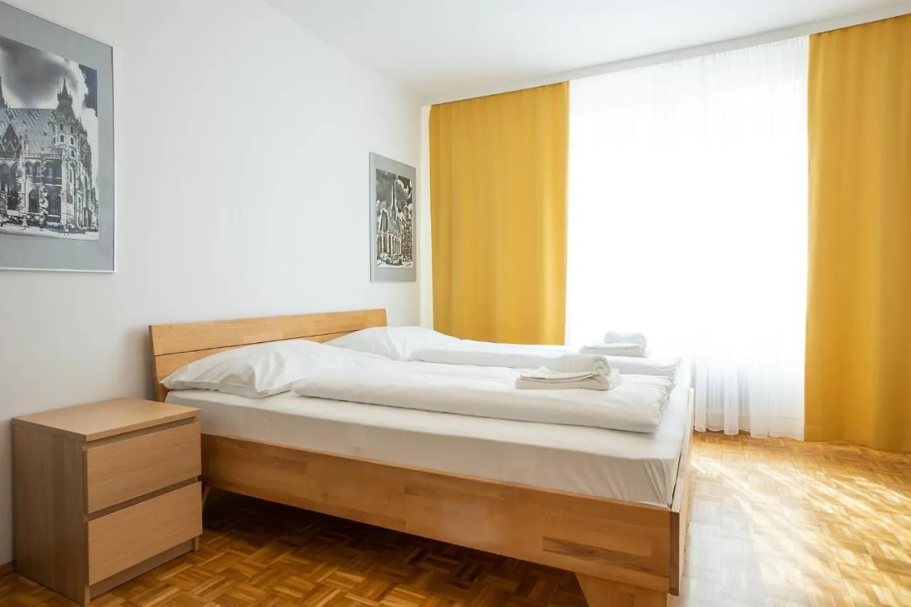וינה Central Living - Stephansdom Apartments