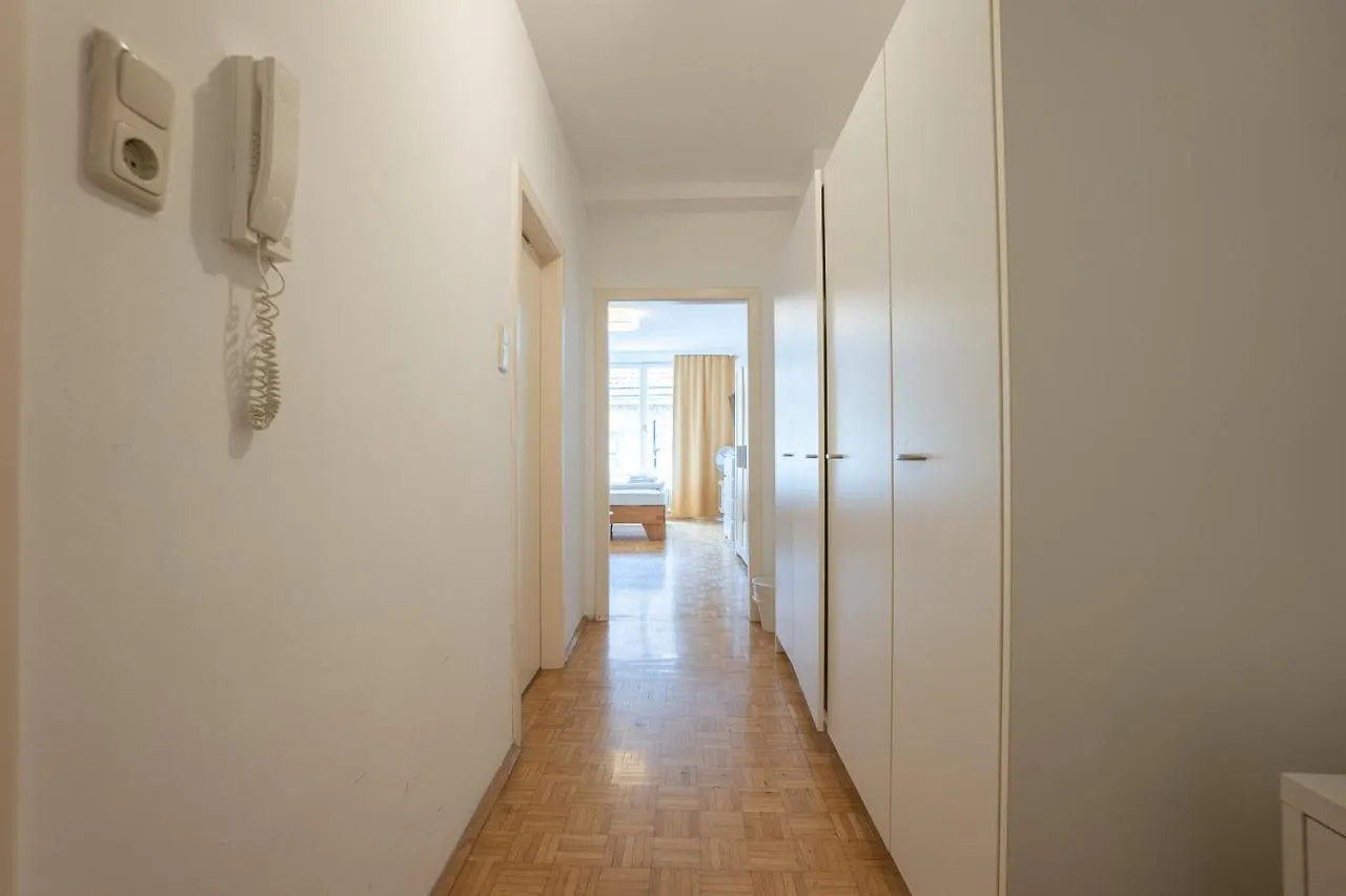 וינה Central Living - Stephansdom Apartments