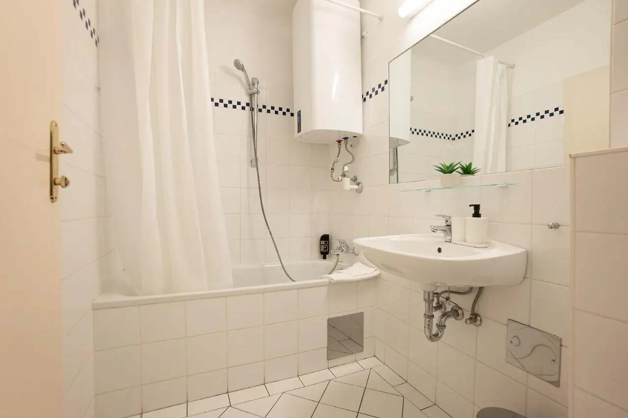 וינה Central Living - Stephansdom Apartments