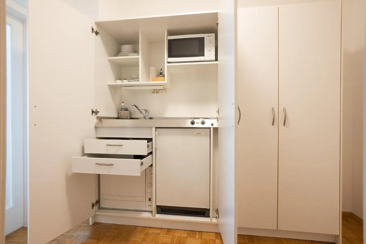 Central Living - Stephansdom Apartments Vienna Austria