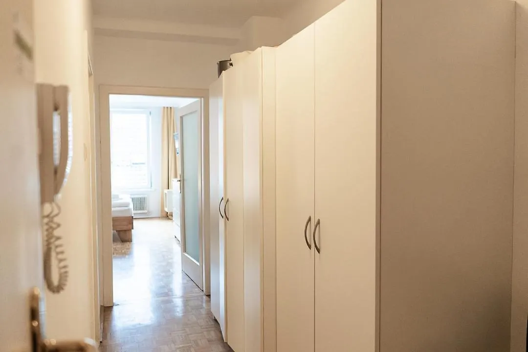 Central Living - Stephansdom Apartments Vienna Austria