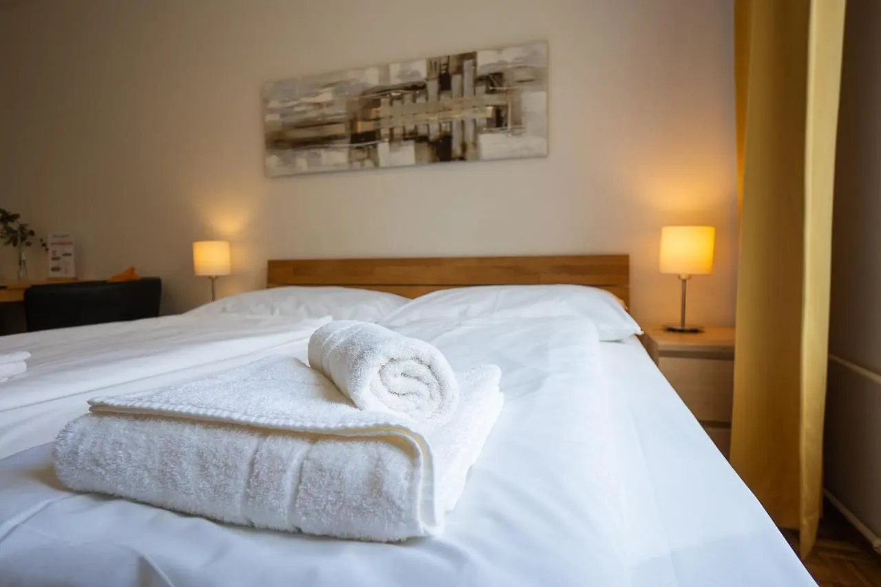 Central Living - Stephansdom Apartments Vienna 0*,  Austria